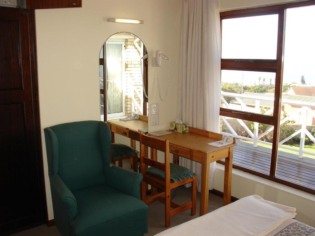 On The Bay Guesthouse Kruisfontein Bilik gambar
