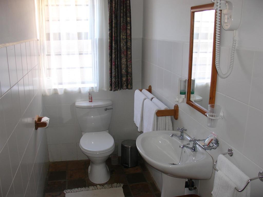 On The Bay Guesthouse Kruisfontein Bilik gambar